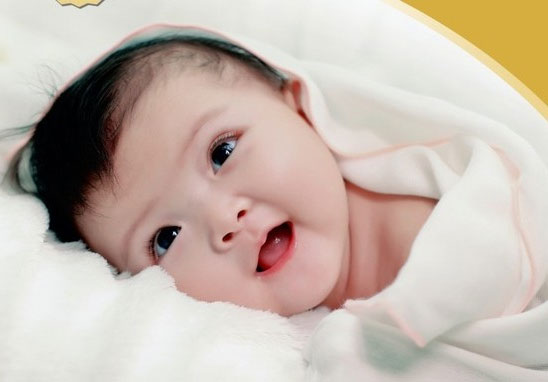 Vợ sắp đẻ, ông bố trẻ họ La sốt sắng nhờ tư vấn tên con, kết quả toàn thấy La Cà, La Lối