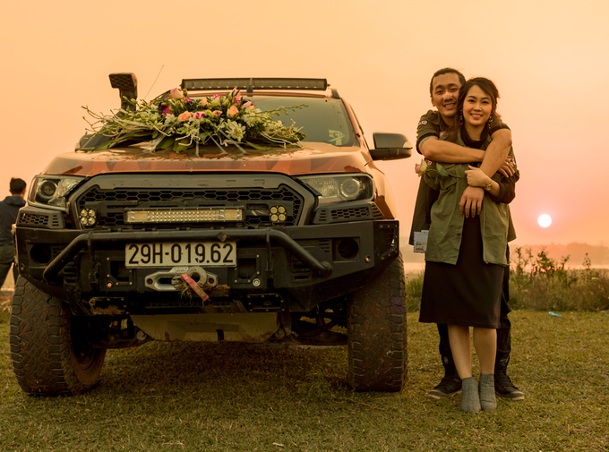 Chú rể Hà Nội rước dâu bằng dàn 50 xe thể thao địa hình