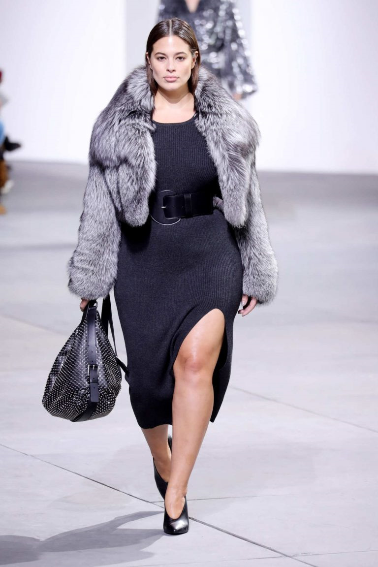 Những người mẫu phá vỡ chuẩn mực cái đẹp của làng mốt thế giới