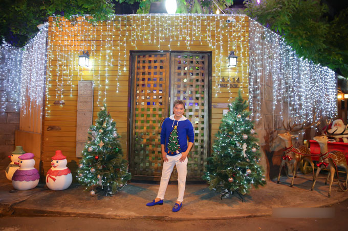 Biệt thự của Đàm Vĩnh Hưng lung linh sau trang trí Noel