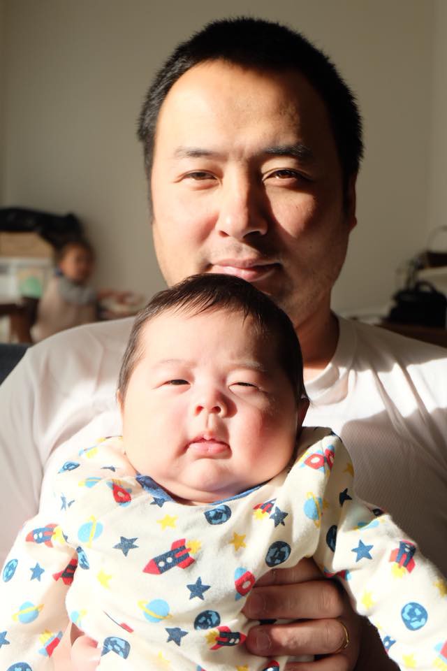 Xem xong series ảnh này, hội mẹ bỉm cũng phải ôm nhau gật gù, hóa ra team đẻ thuê là có thật