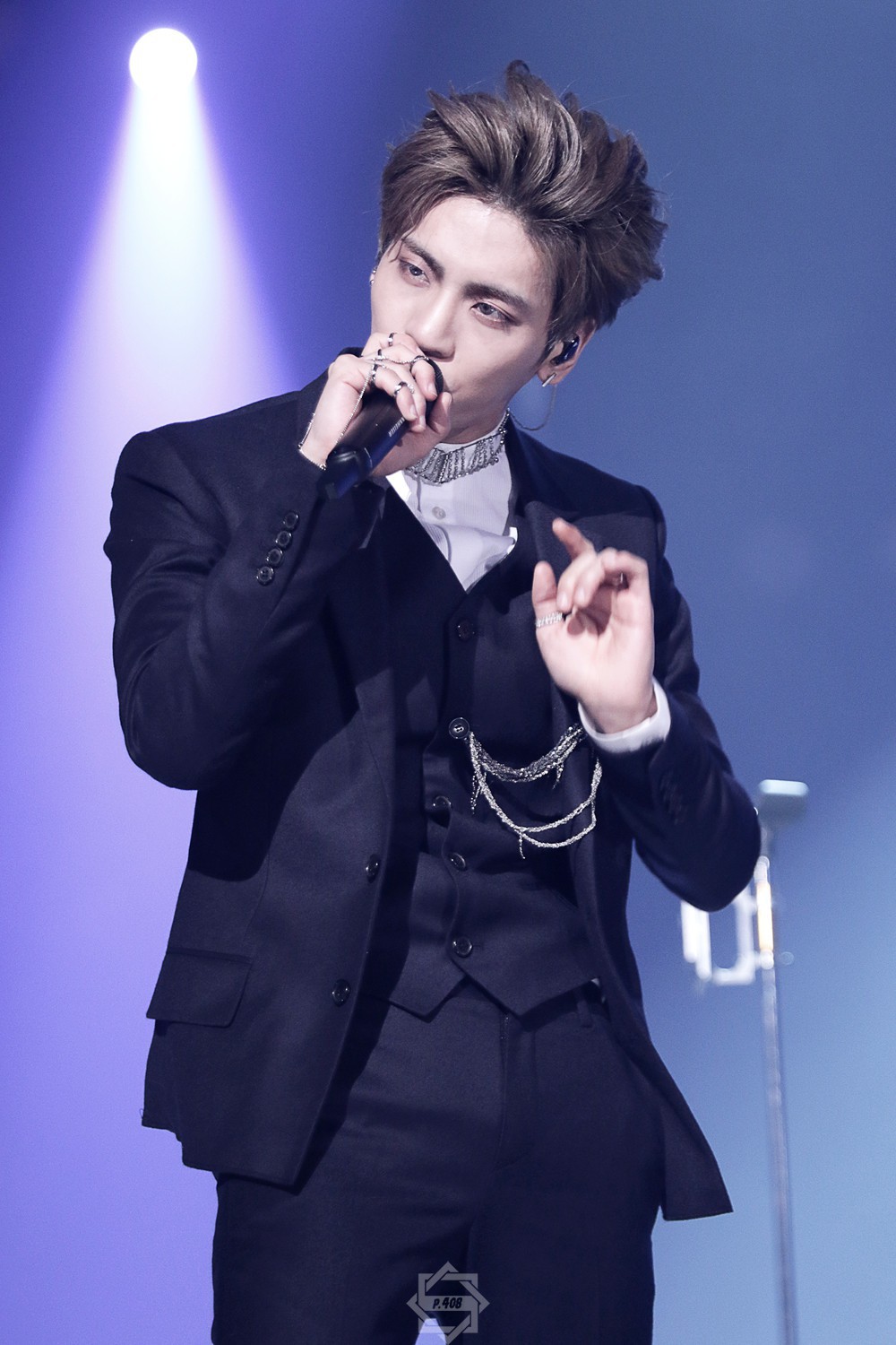 Lá thư tuyệt mệnh của Jonghyun (SHINee) được công bố: Cuộc sống nổi tiếng này không bao giờ dành cho tôi Lá thư tuyệt mệnh của Jonghyun (SHINee) được công bố: Cuộc sống nổi tiếng này không bao giờ dành cho tôi