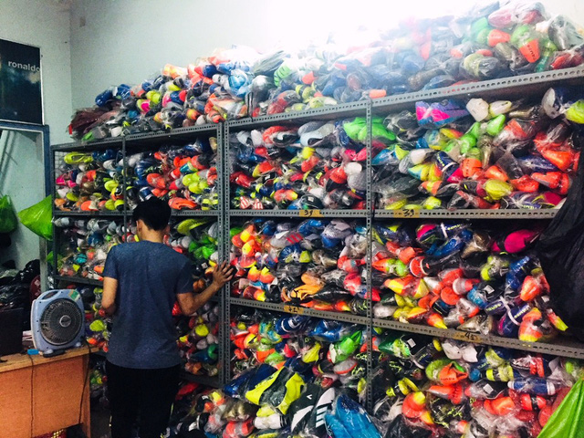 Dân buôn online khôn lỏi, khó mà thu thuế triệt để