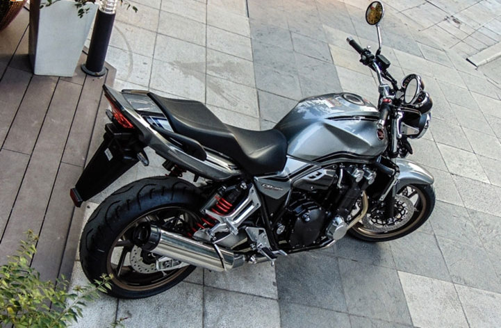 Cận cảnh môtô Honda CB1300SF 2018 giá 600 triệu tại VN