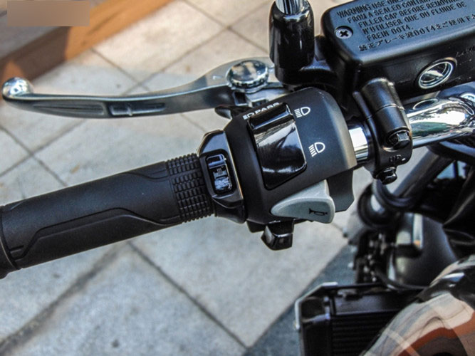 Cận cảnh môtô Honda CB1300SF 2018 giá 600 triệu tại VN