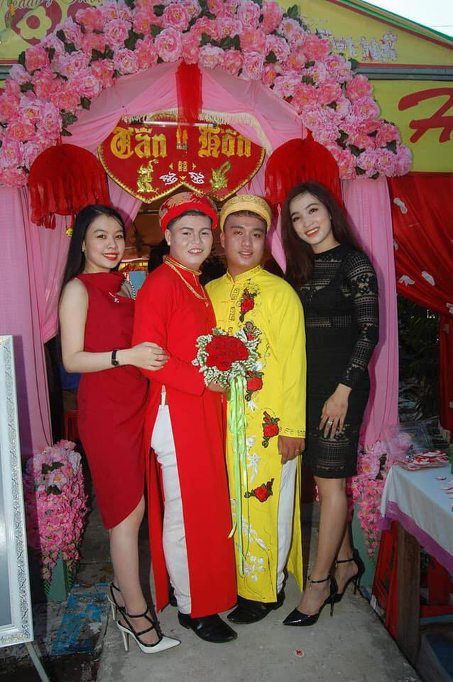 Cặp đôi đồng tính nam gây xôn xao với đám cưới hạnh phúc sau 6 năm hẹn hò