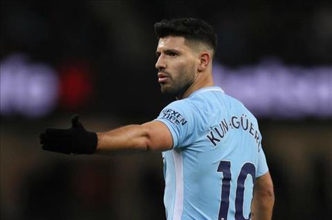 Real sẵn sàng giải cứu Aguero