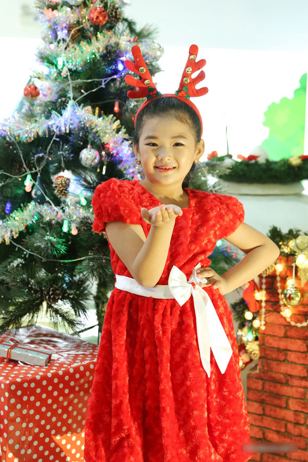 Chọn đồ cho bé yêu đón Giáng sinh