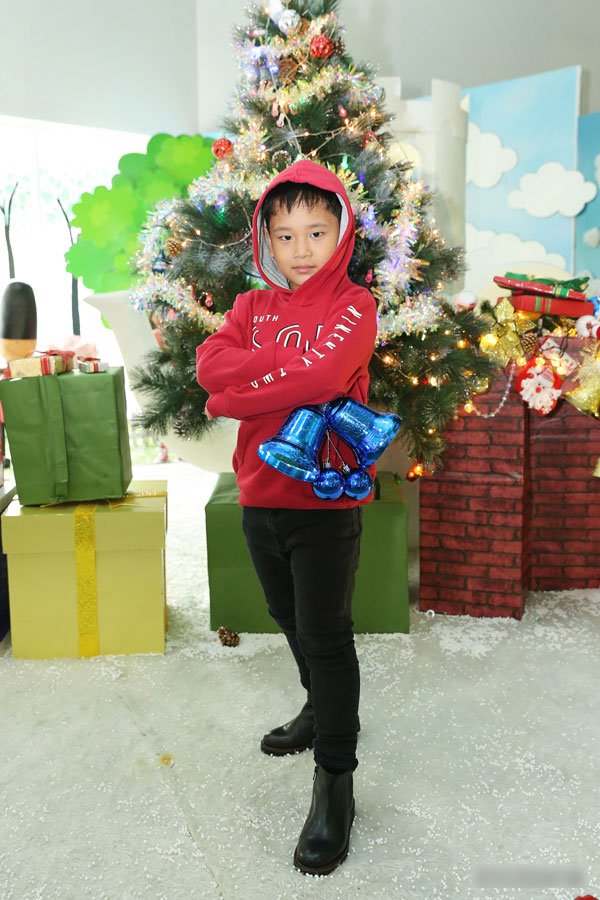 Chọn đồ cho bé yêu đón Giáng sinh