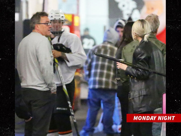 Mẹ Selena Gomez đã tức đến mức nhập viện khi nghe tin con gái tái hợp với Justin Bieber