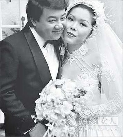 Mỹ nhân nổi tiếng bị chồng bội bạc, về già kết hôn, sống hạnh phúc với đại gia đồng tính