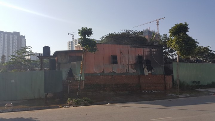 Hà Nội: Cháy lớn ở khu nhà tôn, có người chết