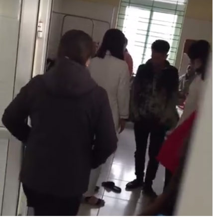 Vụ chồng chửi bới, đánh vợ mang bầu vượt mặt trong bệnh viện gây bức xúc: Do vợ quên không mang giấy tờ