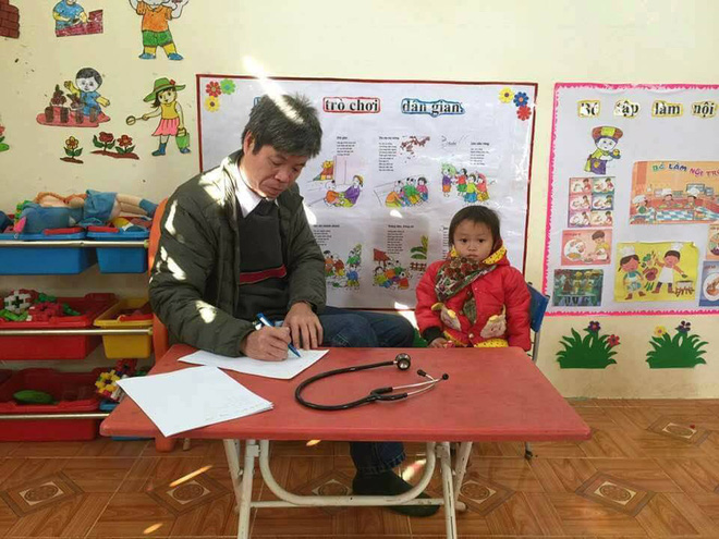 Vụ 9 học sinh bỗng nhiên ngất, tự chạy ra khỏi lớp khi đang học: Các em đều là học sinh giỏi, có chỉ số IQ cao Vụ 9 học sinh bỗng nhiên ngất, tự chạy ra khỏi lớp khi đang học: Các em đều là học sinh giỏi, có chỉ số IQ cao