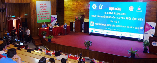 Lưu ý của bác sĩ trong điều trị viêm phổi