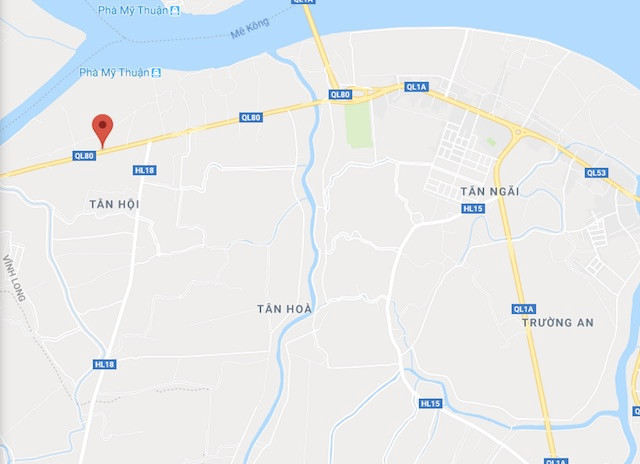 Vợ chết chồng nguy kịch sau cú tông vào đuôi xe đầu kéo đậu ven đường