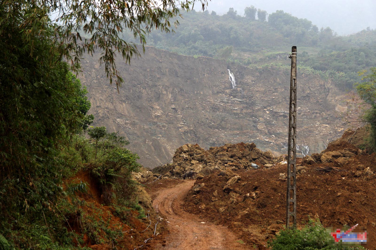 Trở lại Hòa Bình: Nửa đêm toát mồ hôi, tiếng xe tải tưởng lở núi