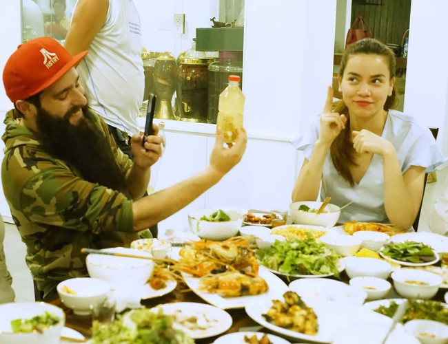 Hồ Ngọc Hà trực tiếp giải đáp ồn ào thị phi: Nếu không có người thân bên cạnh chắc tự kết liễu mình nhiều lần