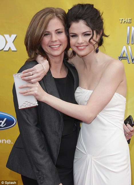 Mặc kệ mẹ Selena phản đối, Justin vẫn đến chơi nhà và muốn ngỏ lời cầu hôn bạn gái?