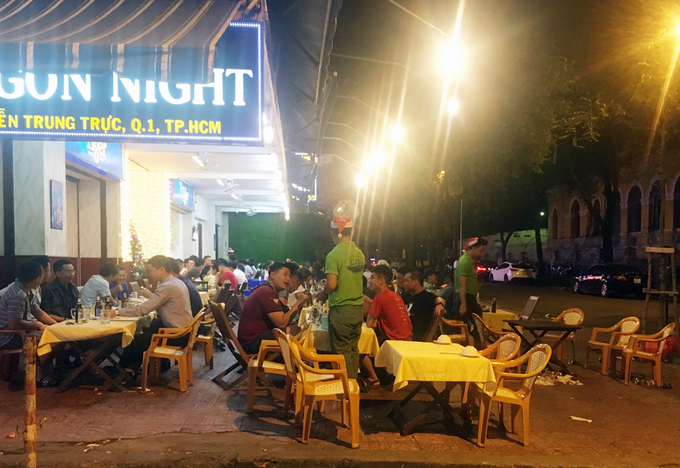 Trung tâm TP.HCM như chưa từng có chiến dịch dẹp vỉa hè