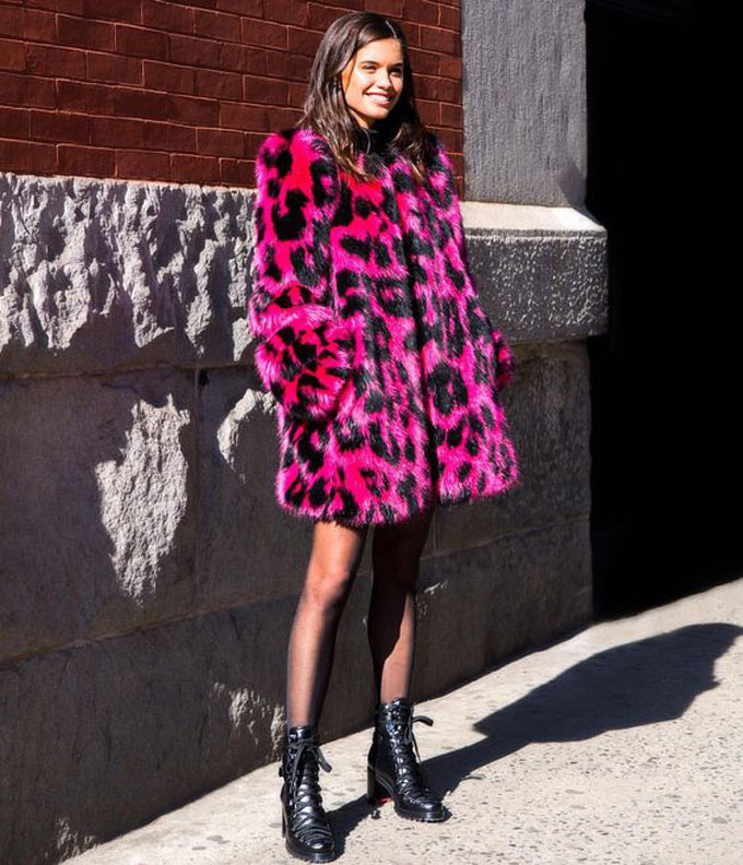 Diện áo lông sang chảnh như fashionista