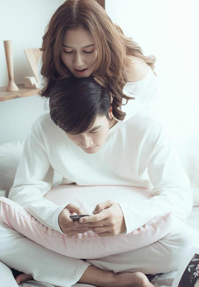 Hương Giang khoe người tình điển trai sau thời gian làm mẹ đơn thân