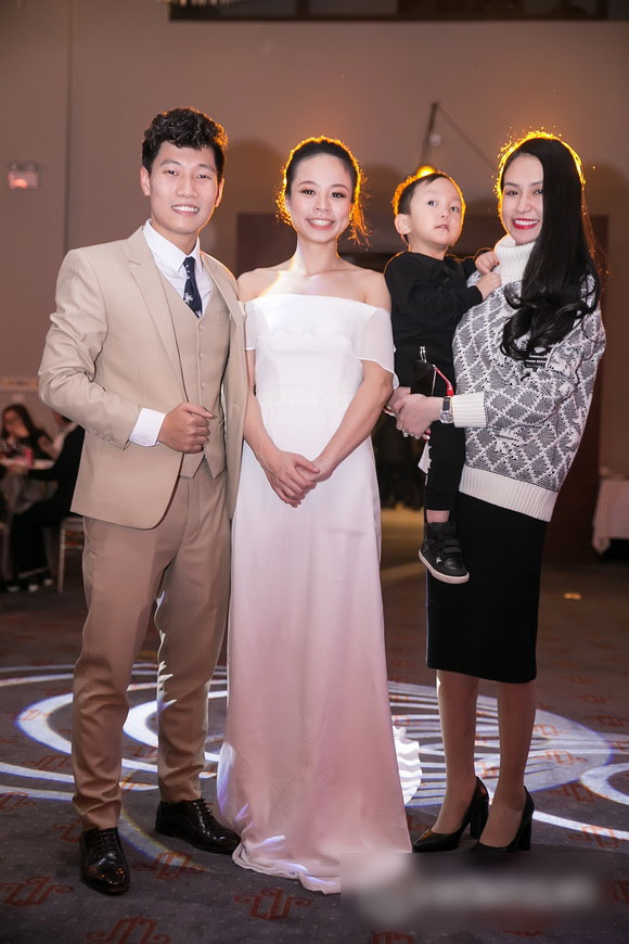 Thành viên nhóm nhạc OPlus làm đám cưới với bà xã giảng viên