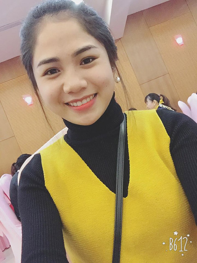 Hôn thê xinh đẹp, gợi cảm khiến loạt cầu thủ xứ Nghệ run chân sút