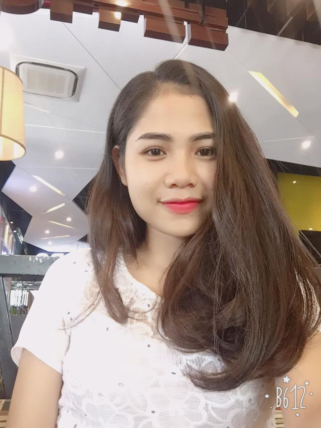 Hôn thê xinh đẹp, gợi cảm khiến loạt cầu thủ xứ Nghệ run chân sút