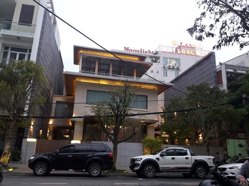 Sờ gáy Vũ nhôm, Đà Nẵng rúng động!