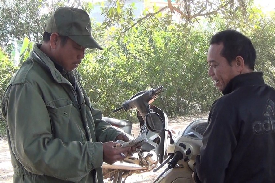 Hà Nội: Sau 19 năm BOT làng tự lập trạm thu phí, huyện mới yêu cầu dừng