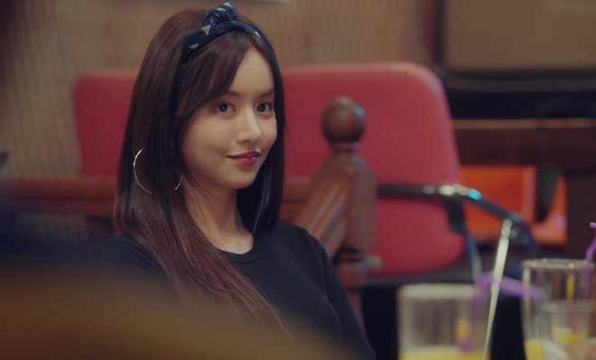 Cô hàng xóm xa chồng - Phần 1: Vợ ơi, anh đang gặp nguy hiểm!