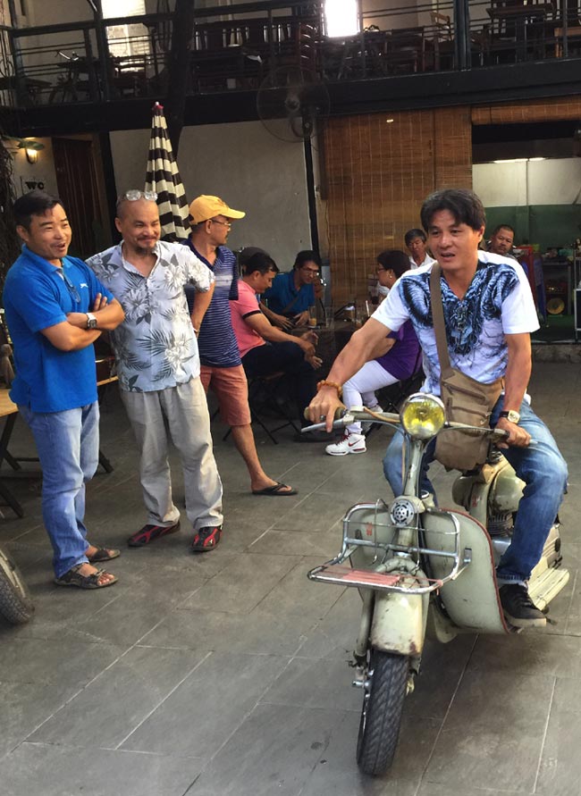 Sân chơi xe cổ độc đáo bậc nhất Sài Gòn