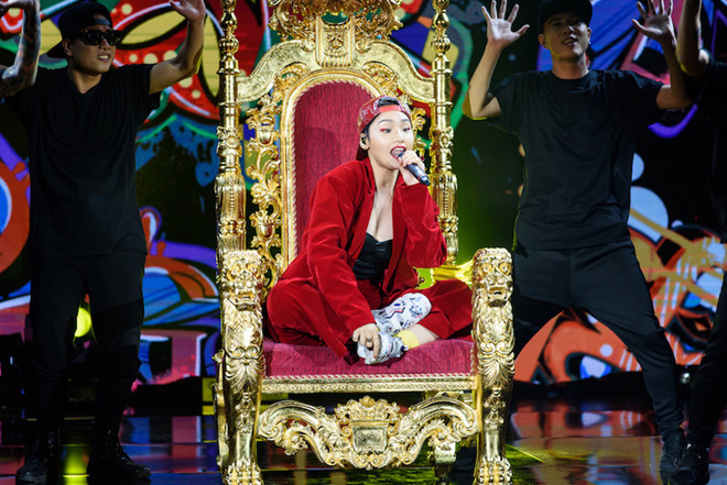 Only C: Tôi đã khóc khi Miu Lê xin rời cuộc thi với nước mắt giàn giụa