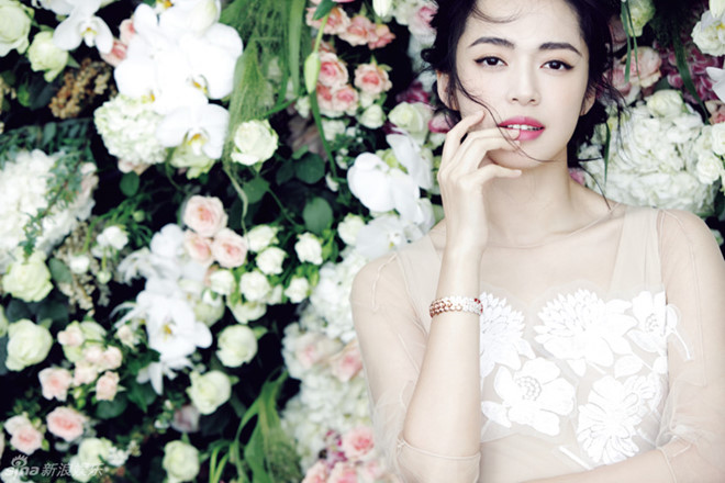 Tài tử Hoa hồng có gai mất trắng sau khi bỏ vợ nổi tiếng cưới bồ nhí