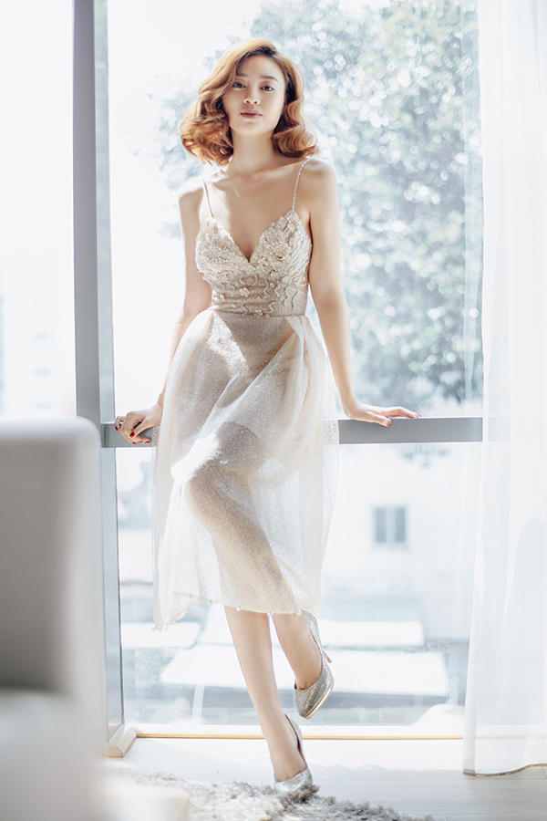 Lan Ngọc gợi ý chọn váy đi tiệc cho nàng mảnh mai