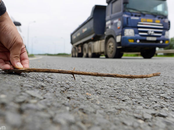 Chánh thanh tra giao thông Hà Nội phủ nhận bảo kê xe quá tải