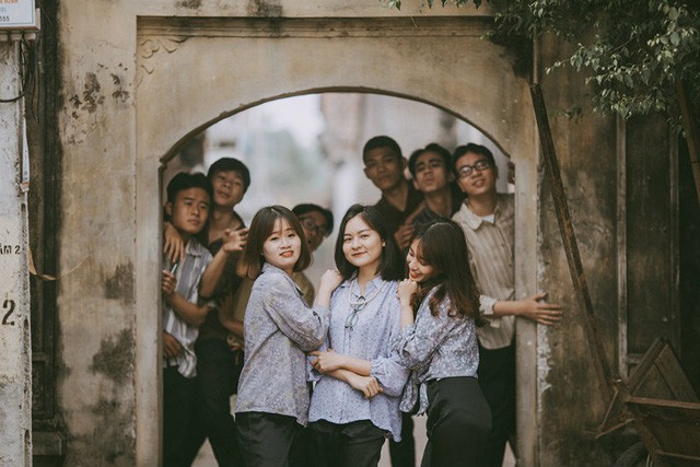 Trào lưu chụp ảnh kỷ yếu theo phong cách bao cấp làm mưa làm gió trong giới trẻ năm 2017