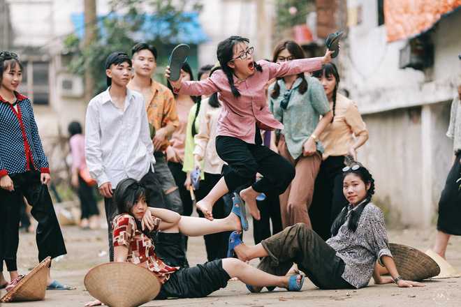 Trào lưu chụp ảnh kỷ yếu theo phong cách bao cấp làm mưa làm gió trong giới trẻ năm 2017