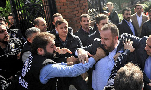 Thổ Nhĩ Kỳ trừng phạt thêm hơn 2.700 người sau đảo chính