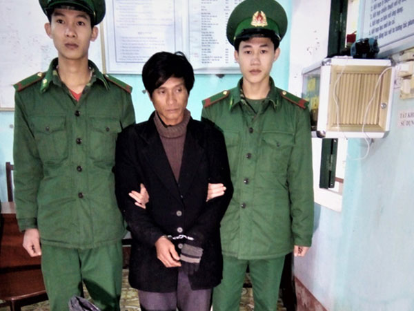 Bắt hai đối tượng vận chuyển gần 170 kg thuốc nổ