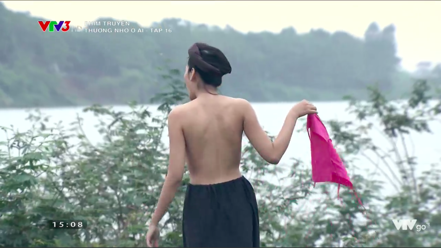 Thương nhớ ở ai 16: Đỏ mặt xem cảnh diễn viên nữ cởi áo tắm tiên