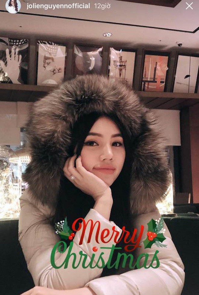 3 tiểu thư Hội con nhà giàu Việt: Người đón Noel ở biệt thự dát vàng, người sắm cả núi đồ hiệu 3 tiểu thư Hội con nhà giàu Việt: Người đón Noel ở biệt thự dát vàng, người sắm cả núi đồ hiệu