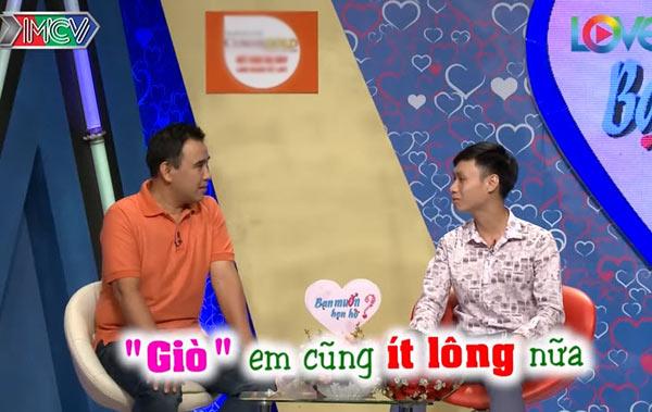 Đến bạn muốn hẹn hò, chàng da trắng, ít lông khiến dân mạng nghi ngờ vì dáng ngồi thục nữ Đến bạn muốn hẹn hò, chàng da trắng, ít lông khiến dân mạng nghi ngờ vì dáng ngồi thục nữ