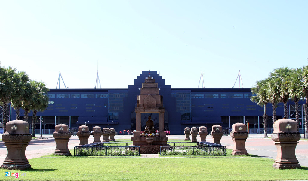 Doanh thu khổng lồ của đội bóng nhà giàu Thái Lan