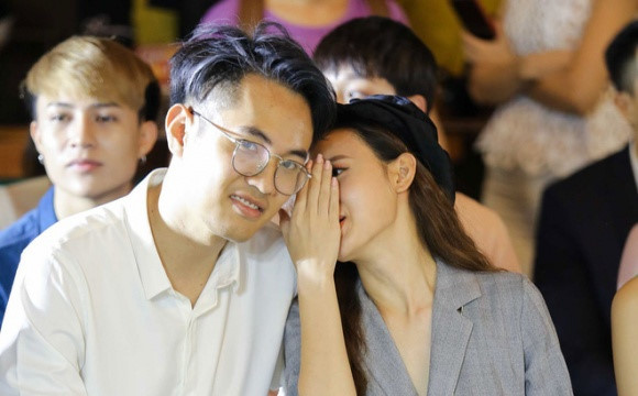 Lộ bằng chứng chứng minh bạn trai mới của Midu không phải Harry Lu mà chính là bạn thân của Phan Thành?