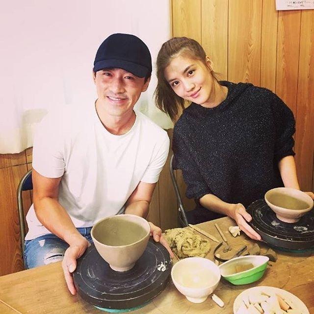 5 năm hẹn hò, tặng quà tiền tỷ, tài tử TVB buồn bã úp mở chuyện kết thúc chuyện tình