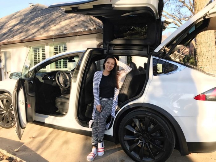 Tổng kết quà Giáng sinh của sao Việt: Ai được tặng quà khủng nhất?