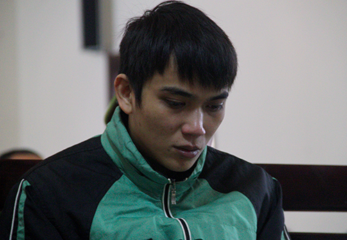 10 năm tù cho tài xế xe container hất cảnh sát xuống đường