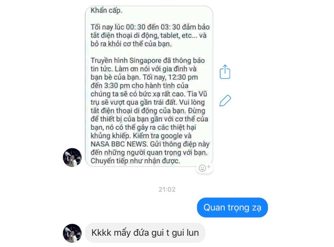 Rộ trò lừa tắt điện thoại tránh tia vũ trụ trên Facebook ở Việt Nam